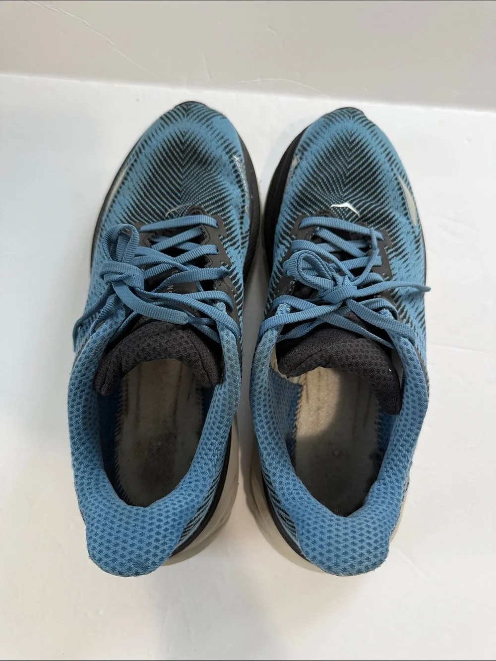 Hoka Men's Blue and Black Athletic Running shoes without insoles